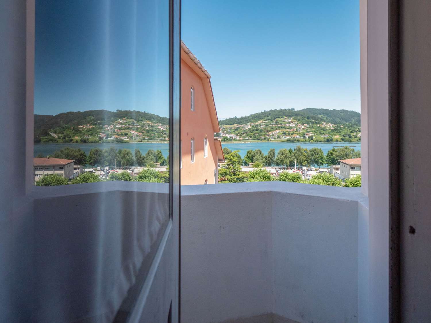 Apartamento en venta en Pontedeume, A Coruña.