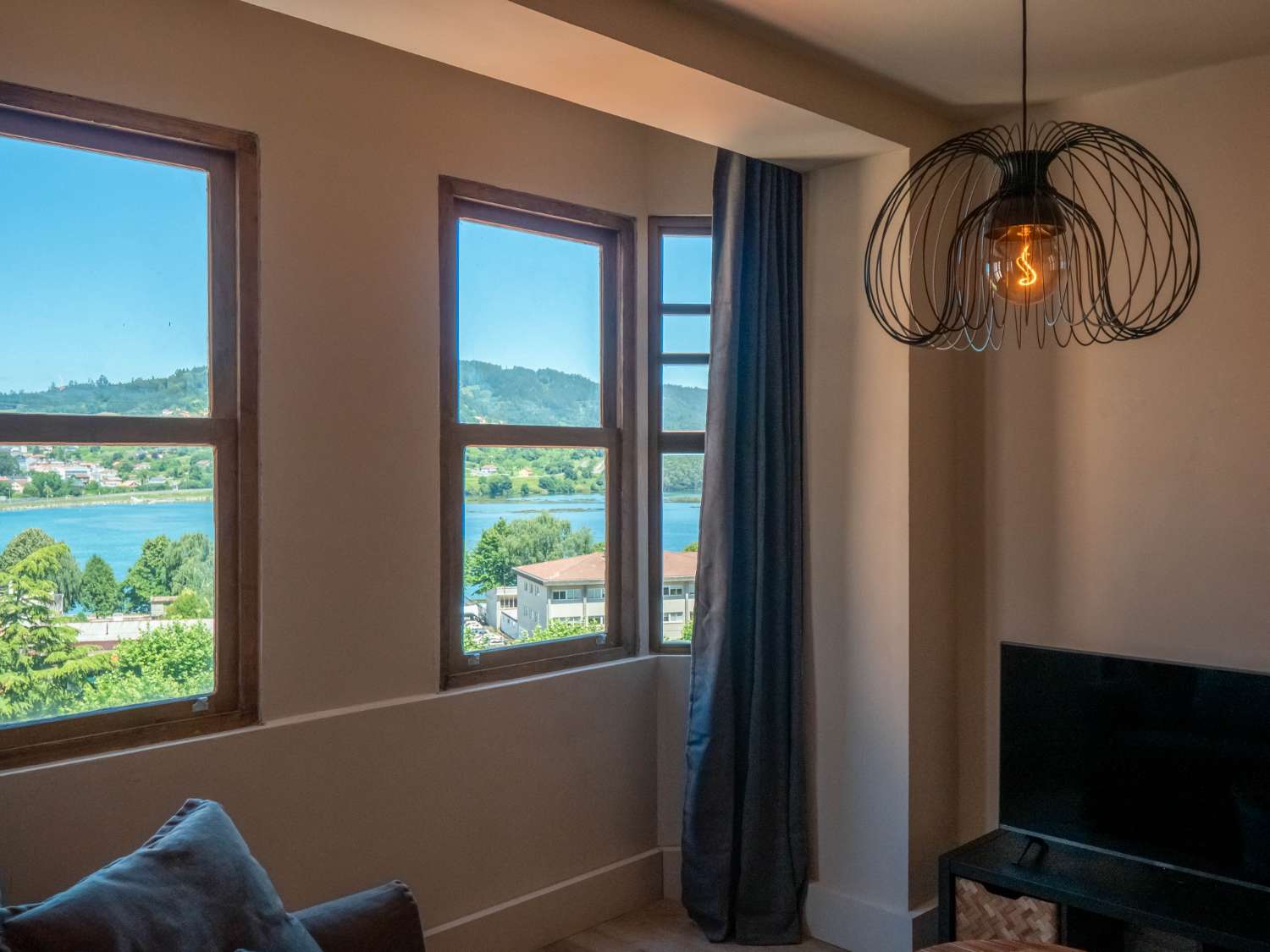 Apartamento en venta en Pontedeume, A Coruña.