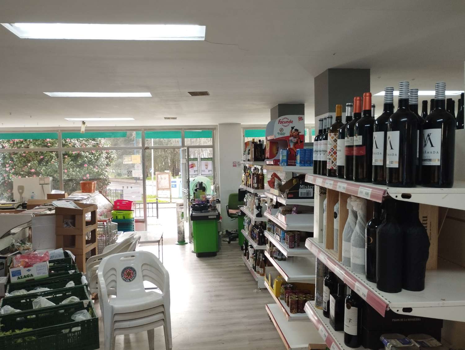 En venta local comercial en la playa de Cabañas-A Coruña.