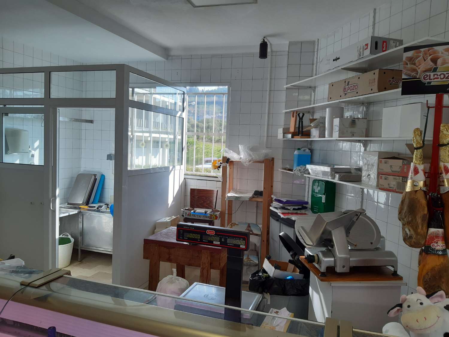 En venta local comercial en la playa de Cabañas-A Coruña.