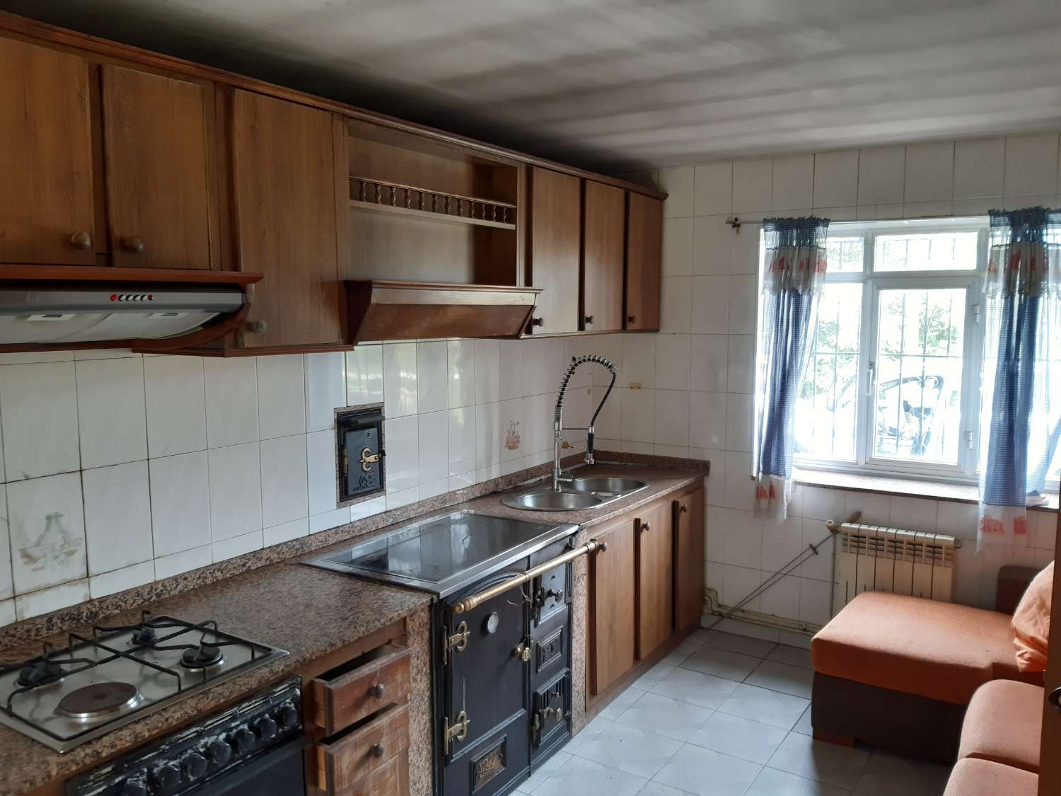 En venta gran casa y gran finca en Cerdido, La Coruña