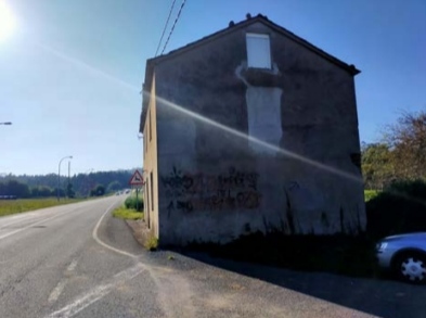 Venta de casa para rehabilitar en Loiba, Ortigueira