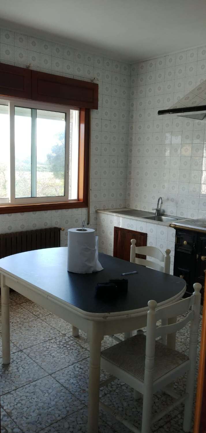 House for sale in A Guarda