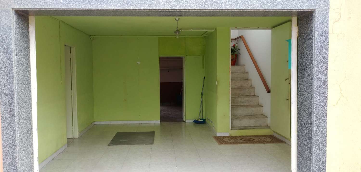 House for sale in A Guarda
