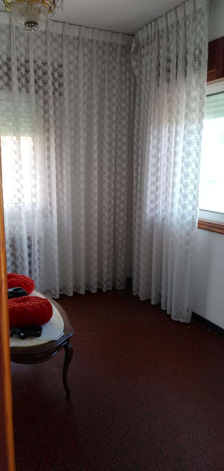 House for sale in A Guarda