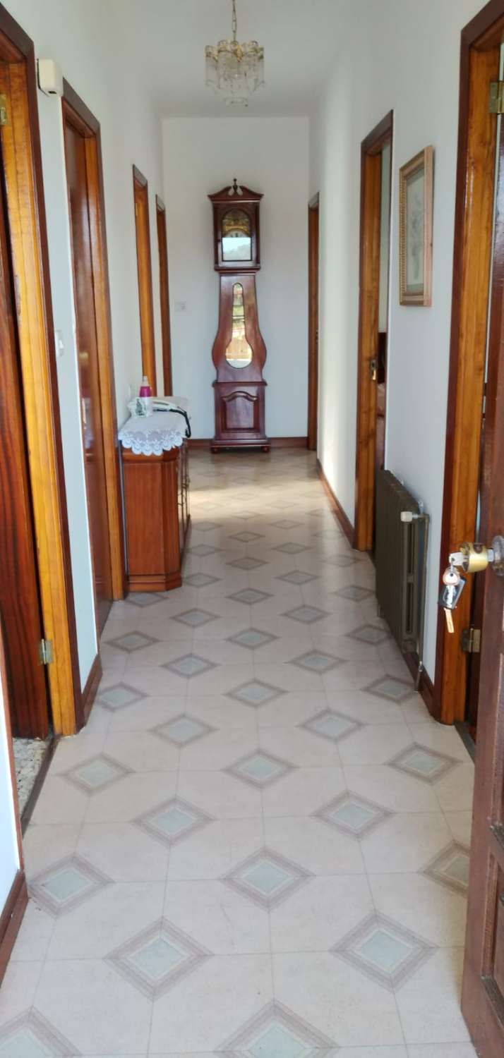 House for sale in A Guarda