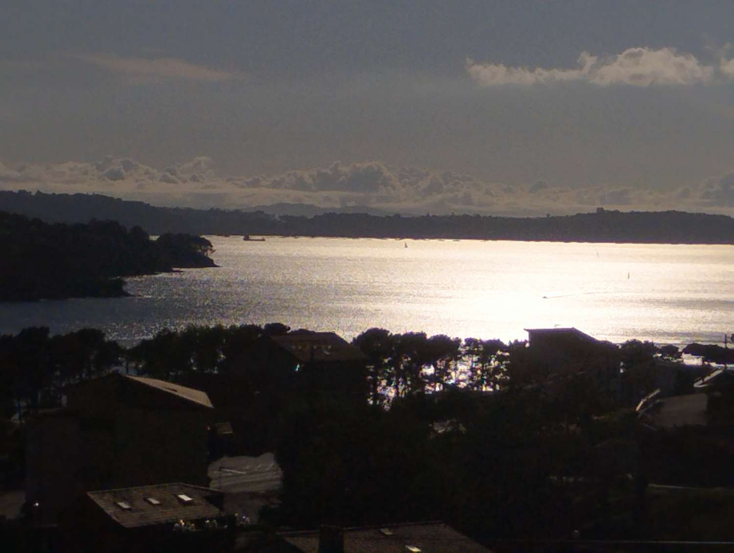 En venta finca urbana, edificable y con vistas en Cabanas, A Coruña.