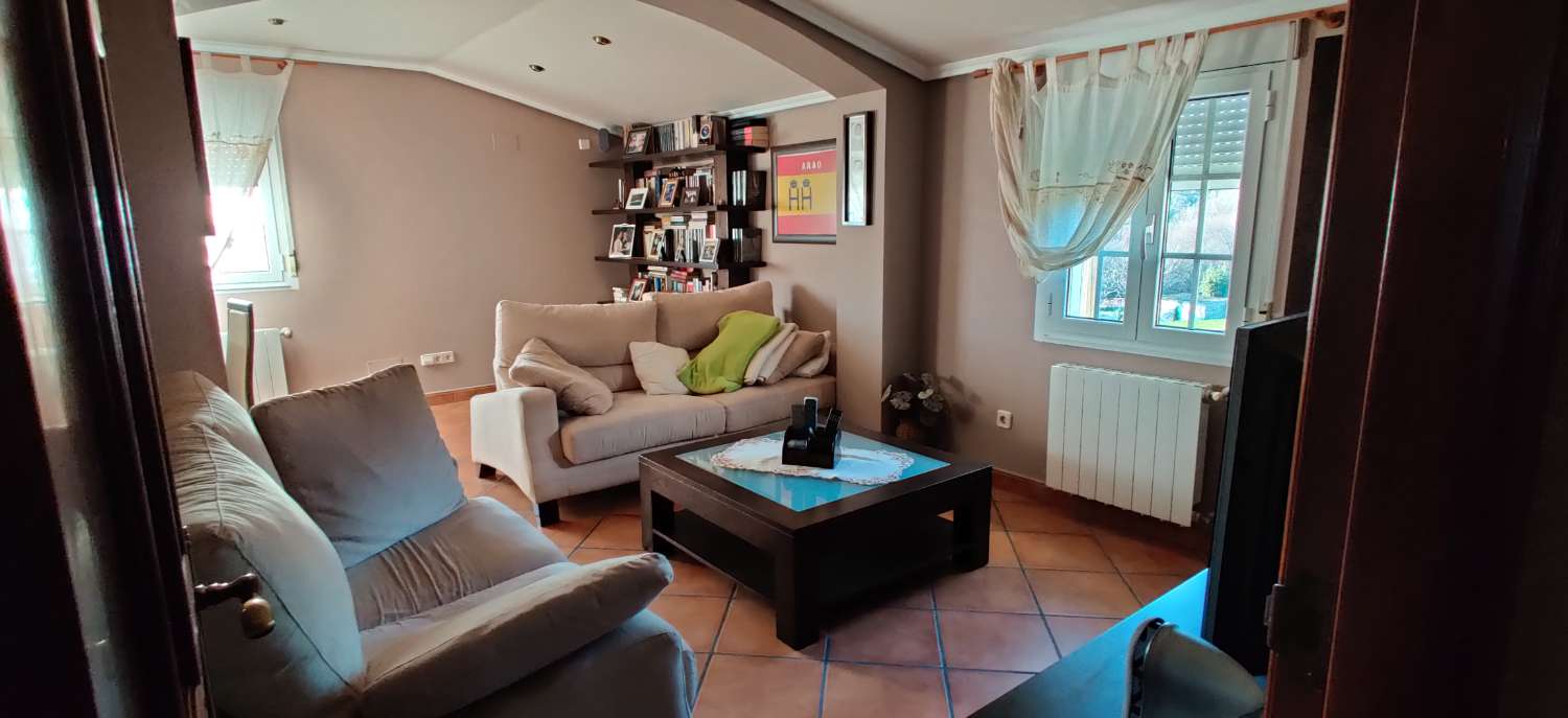En venta Gran casa con vistas en San Martín do Porto, Cabanas.