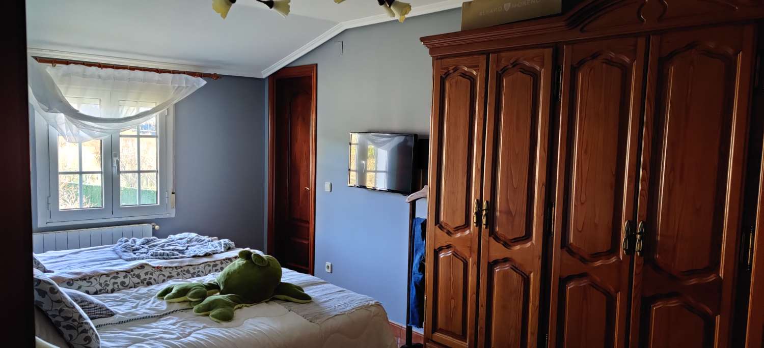 En venta Gran casa con vistas en San Martín do Porto, Cabanas.