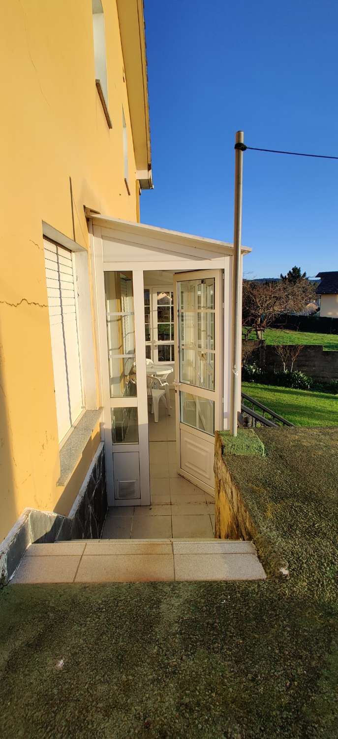 En venta Gran casa con vistas en San Martín do Porto, Cabanas.