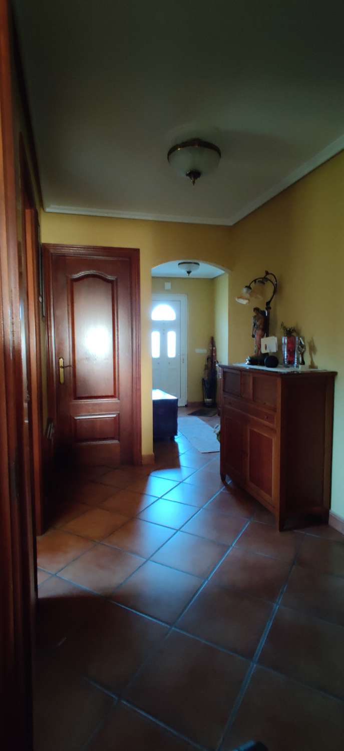 En venta Gran casa con vistas en San Martín do Porto, Cabanas.