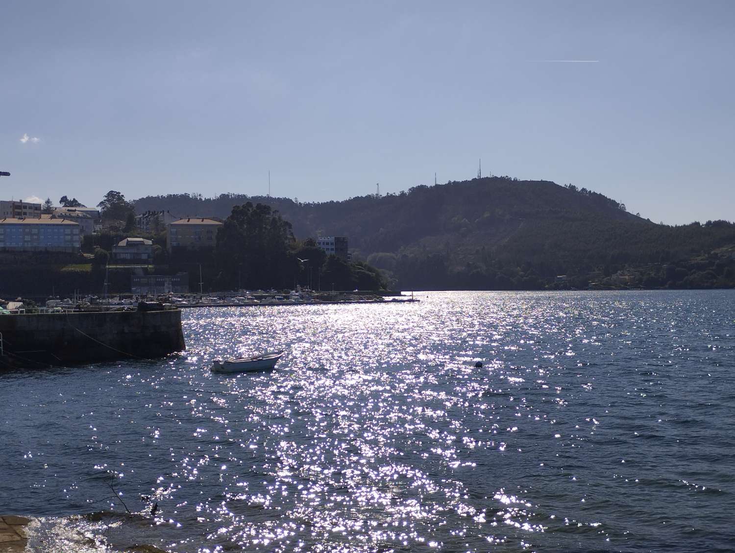 Única casa en venta en el puerto de Mugardos.