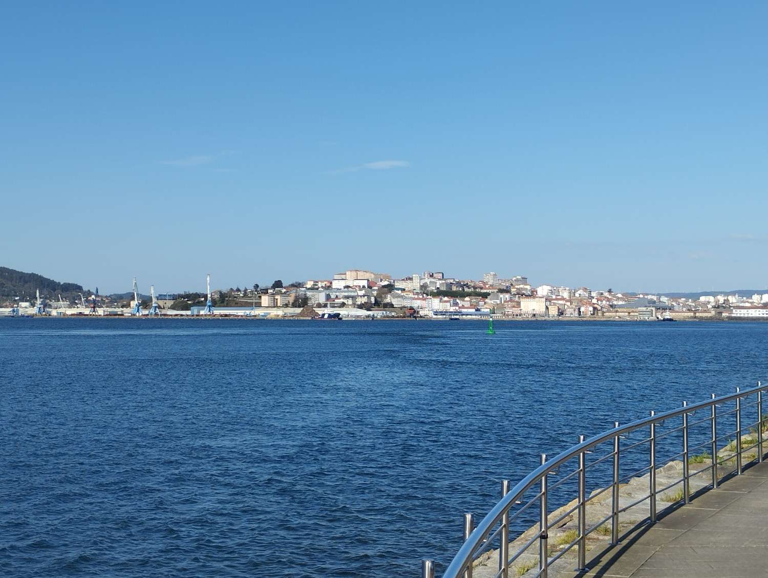 Única casa en venta en el puerto de Mugardos.