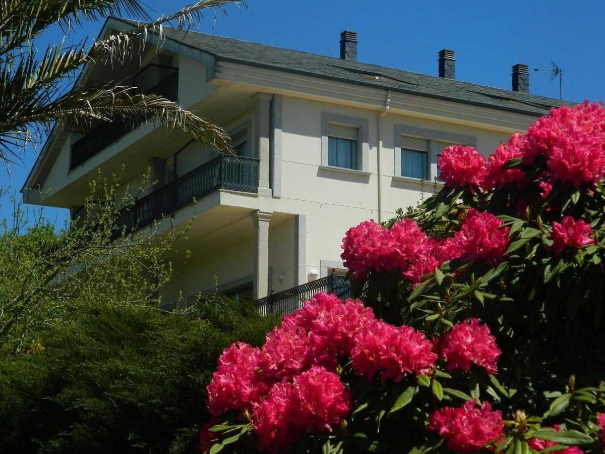 Bonito hotel en venta en O Inicio, Lugo.