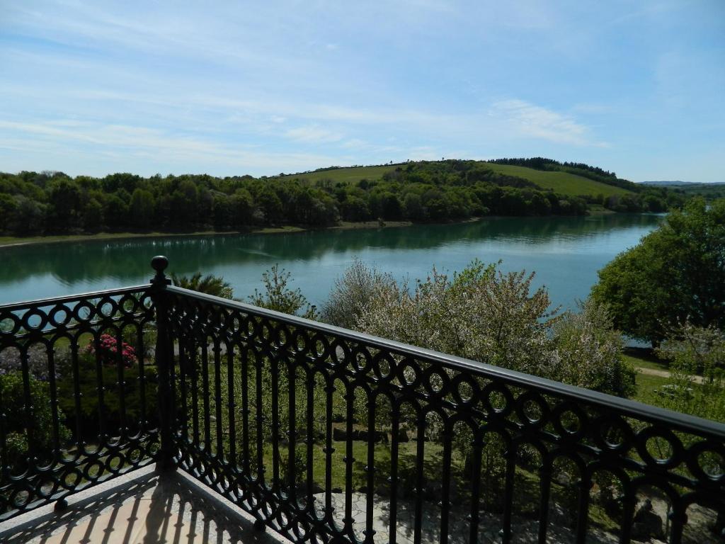 Bonito hotel en venta en O Inicio, Lugo.