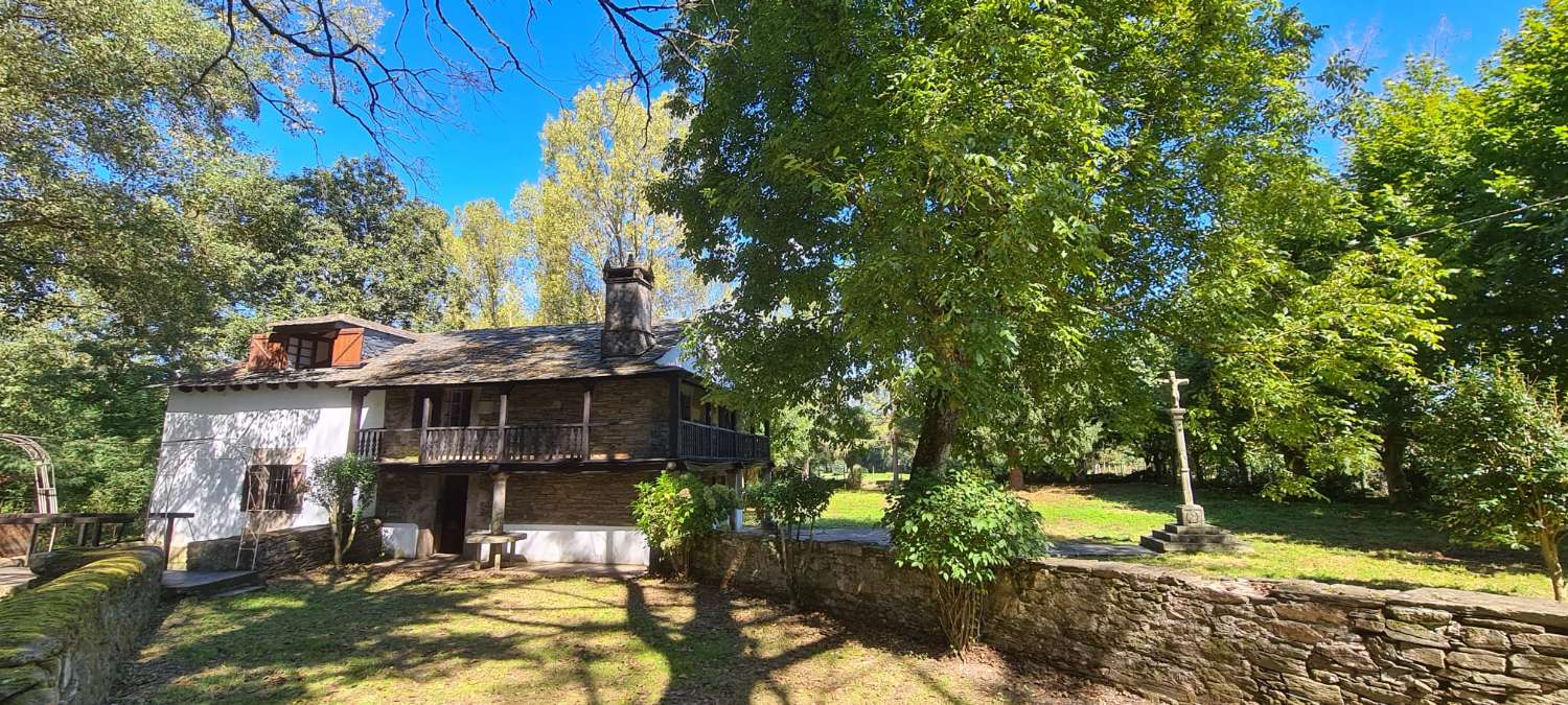 Maison en vente à Sarria