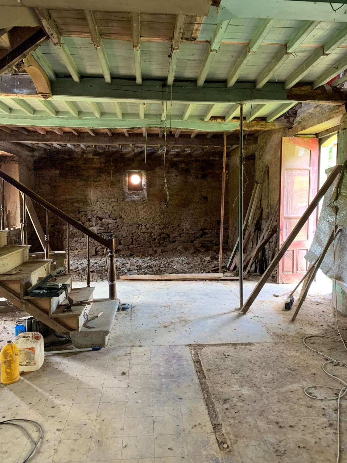 En venta casa para rehabilitar en Cerdido ( A Coruña).