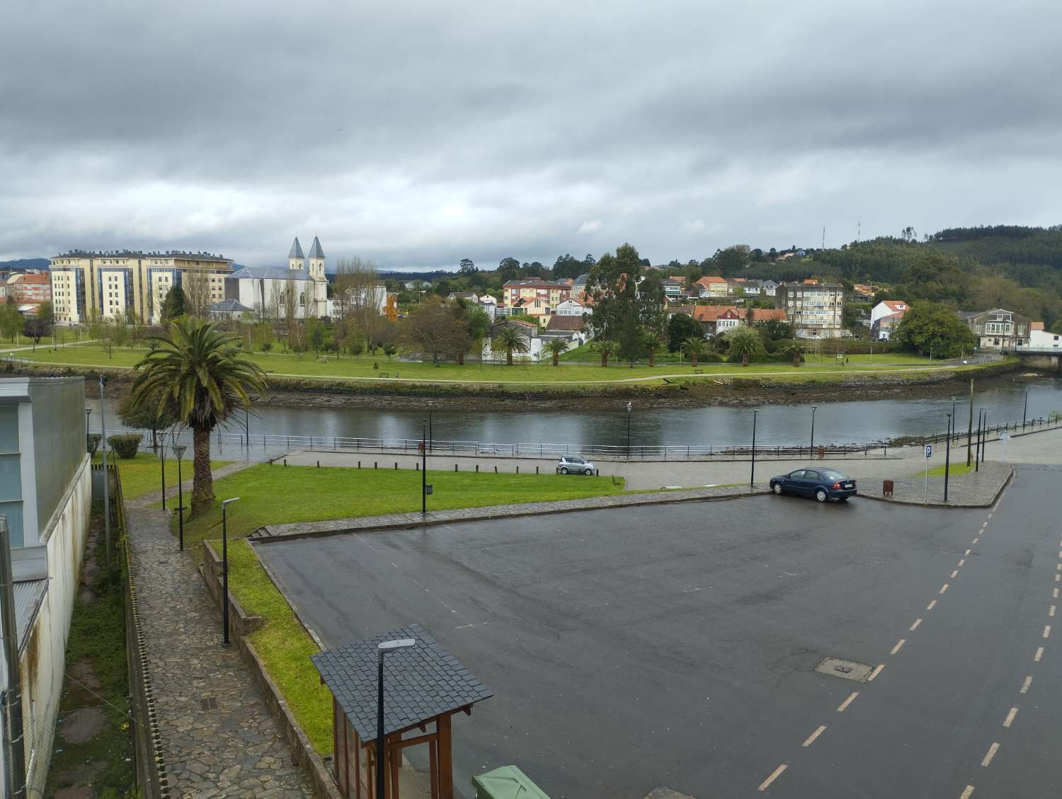 En venta gran bajo comercial en Xubia, Neda (A Coruña)