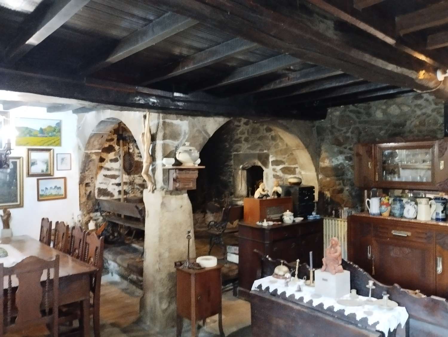 En venta Gran Casa Solariega en Vedra.