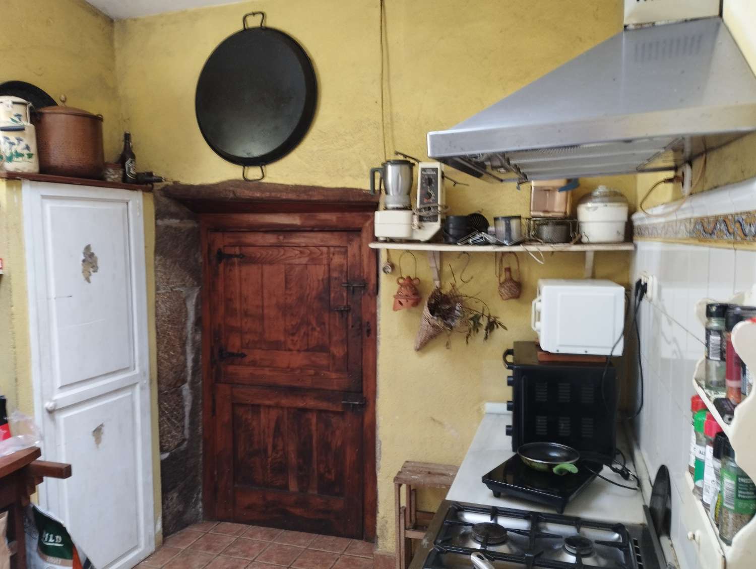 En venta Gran Casa Solariega en Vedra.