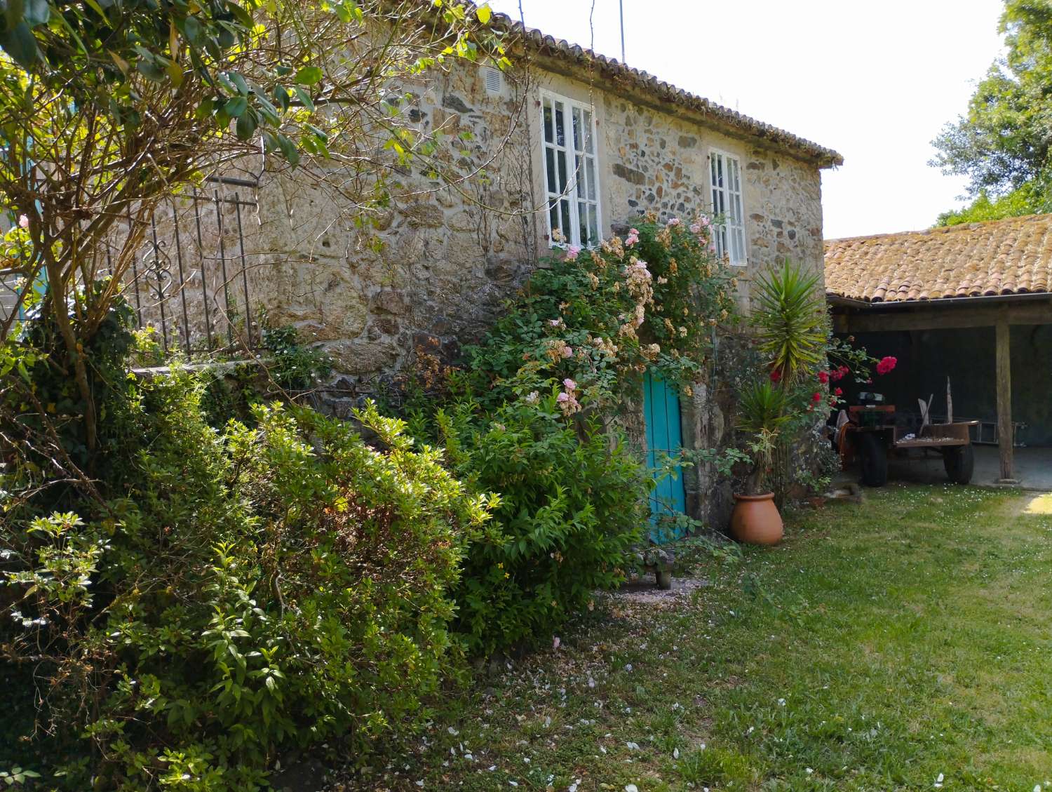 En venta Gran Casa Solariega en Vedra.
