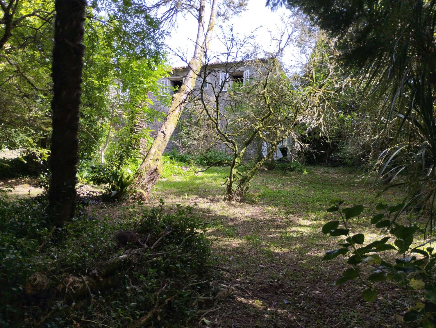 En venta Gran Casa Solariega en Vedra.