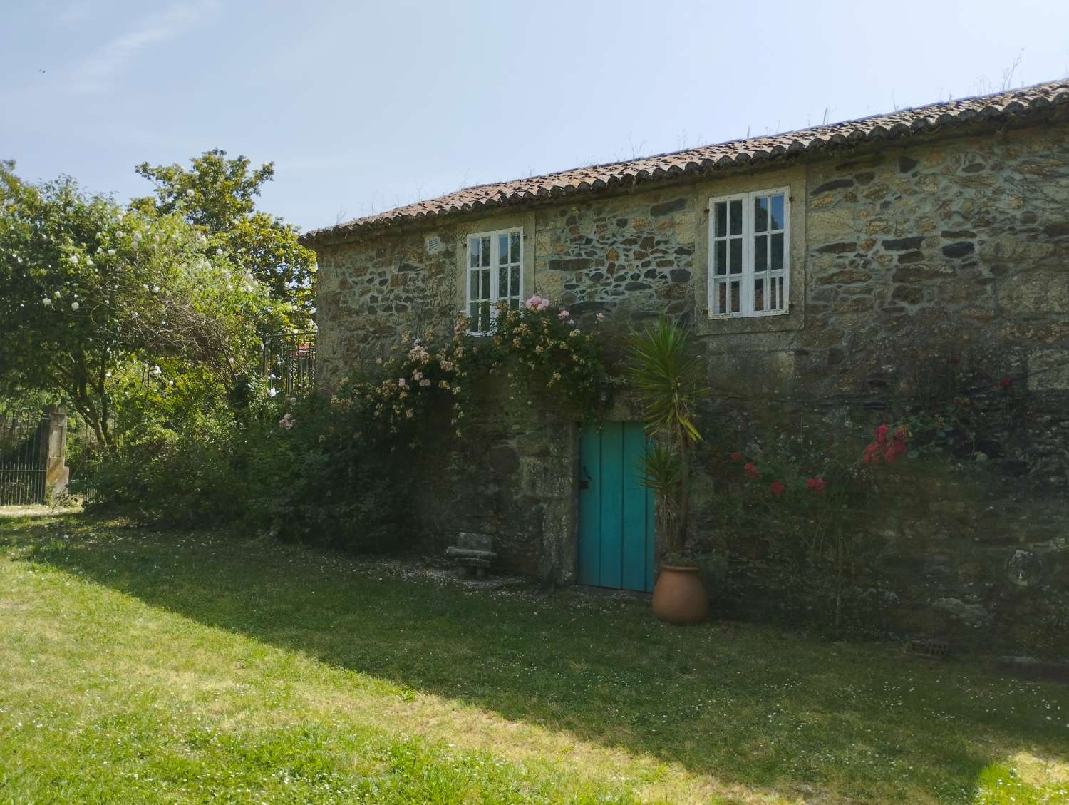 En venta Gran Casa Solariega en Vedra.