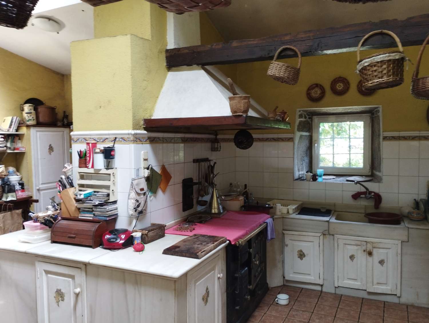 En venta Gran Casa Solariega en Vedra.