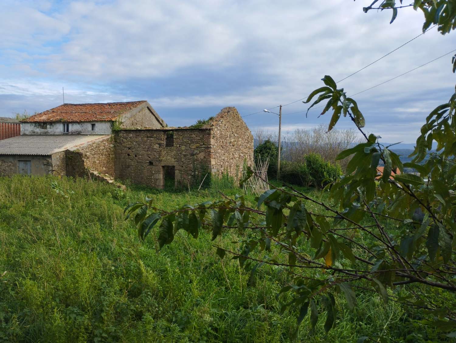 Casa en venta para rehabilitar en Montefaro, Valdoviño.