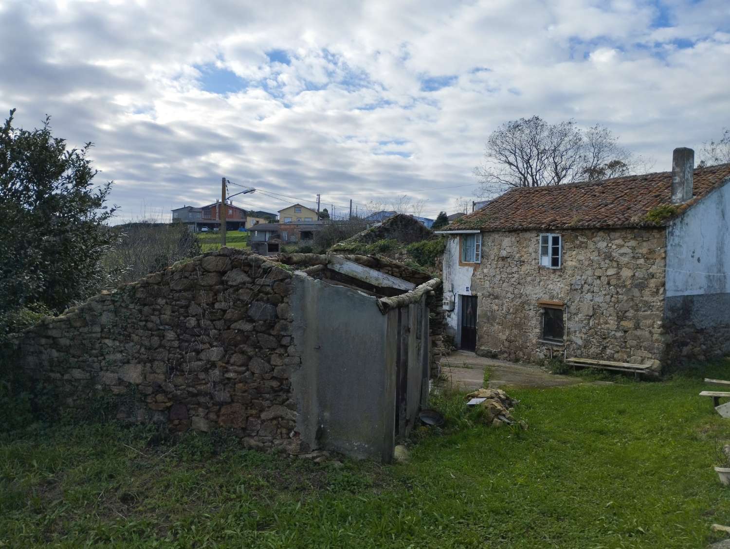 Casa en venta para rehabilitar en Montefaro, Valdoviño.