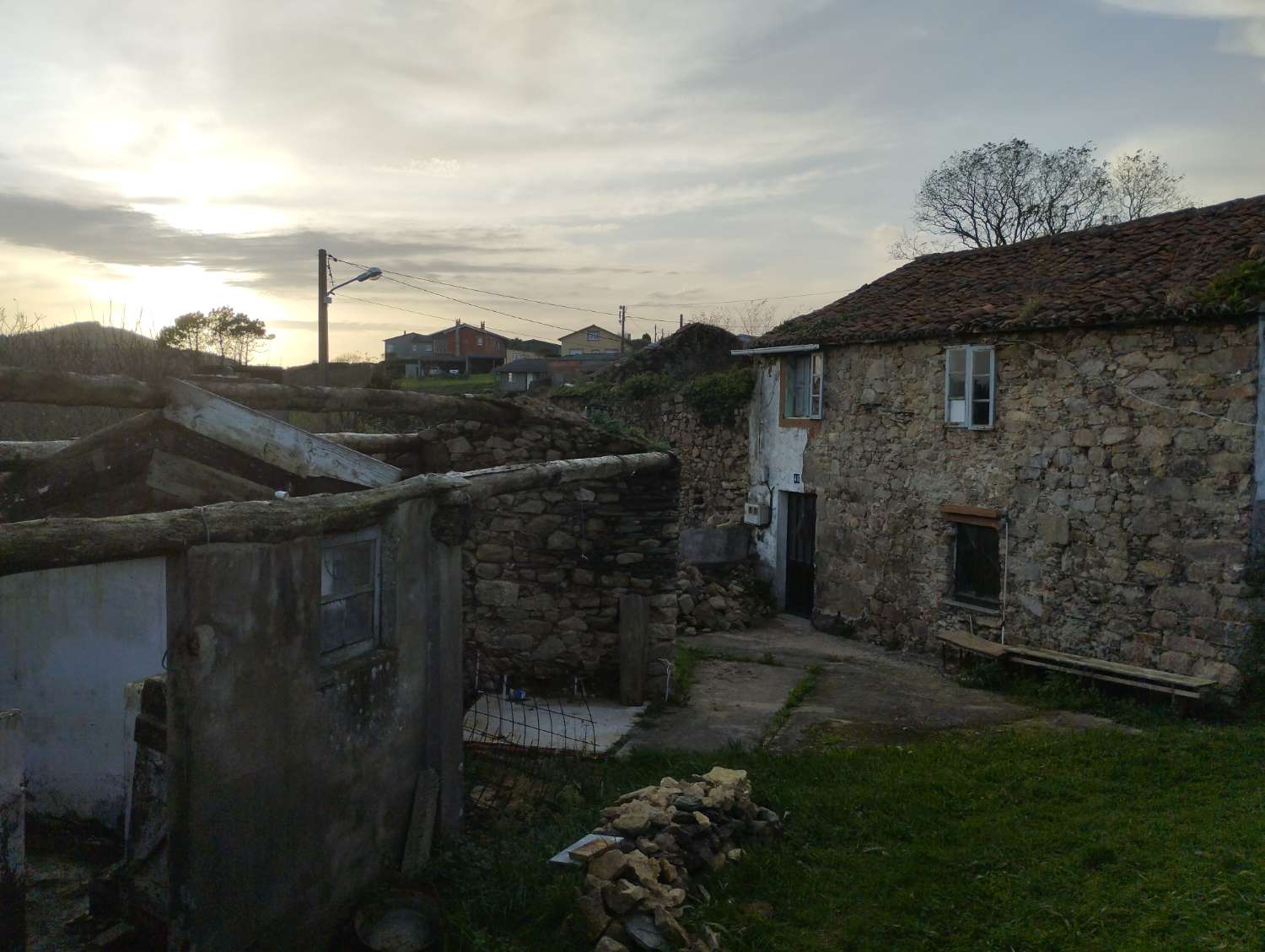 Casa en venta para rehabilitar en Montefaro, Valdoviño.