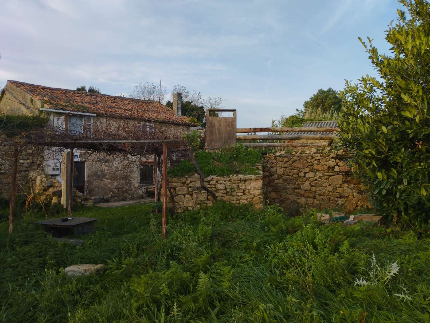 Casa en venta para rehabilitar en Montefaro, Valdoviño.