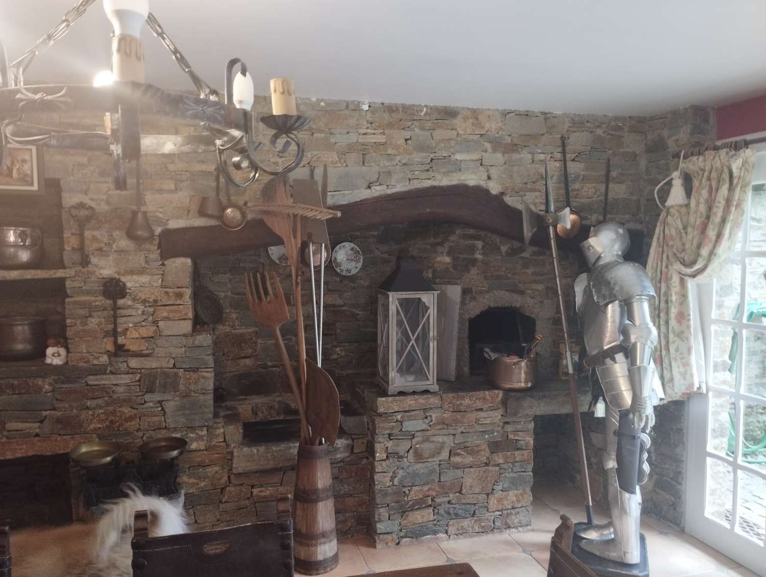 Gran casa molino en venta en Cerdido, A Coruña.