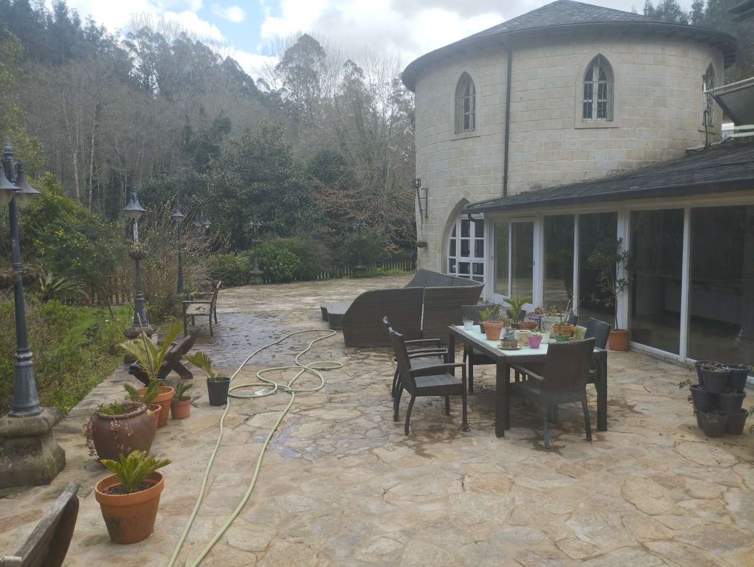 Gran casa molino en venta en Cerdido, A Coruña.