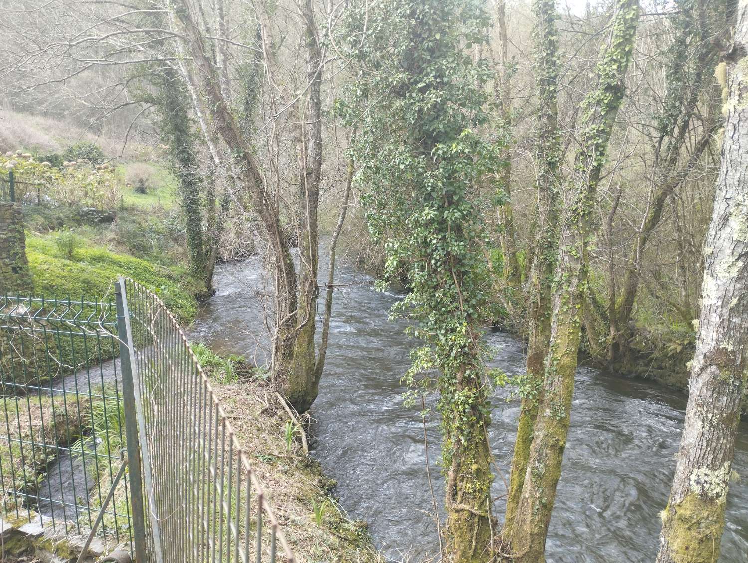Gran casa molino en venta en Cerdido, A Coruña.
