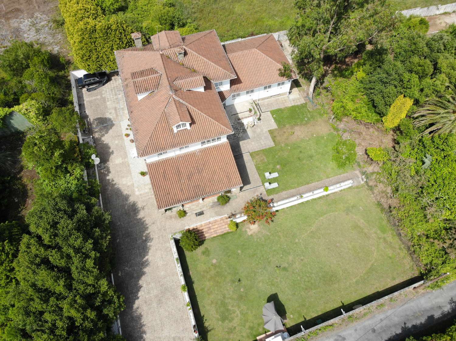Gran casa en venta en Ares, A Coruña.