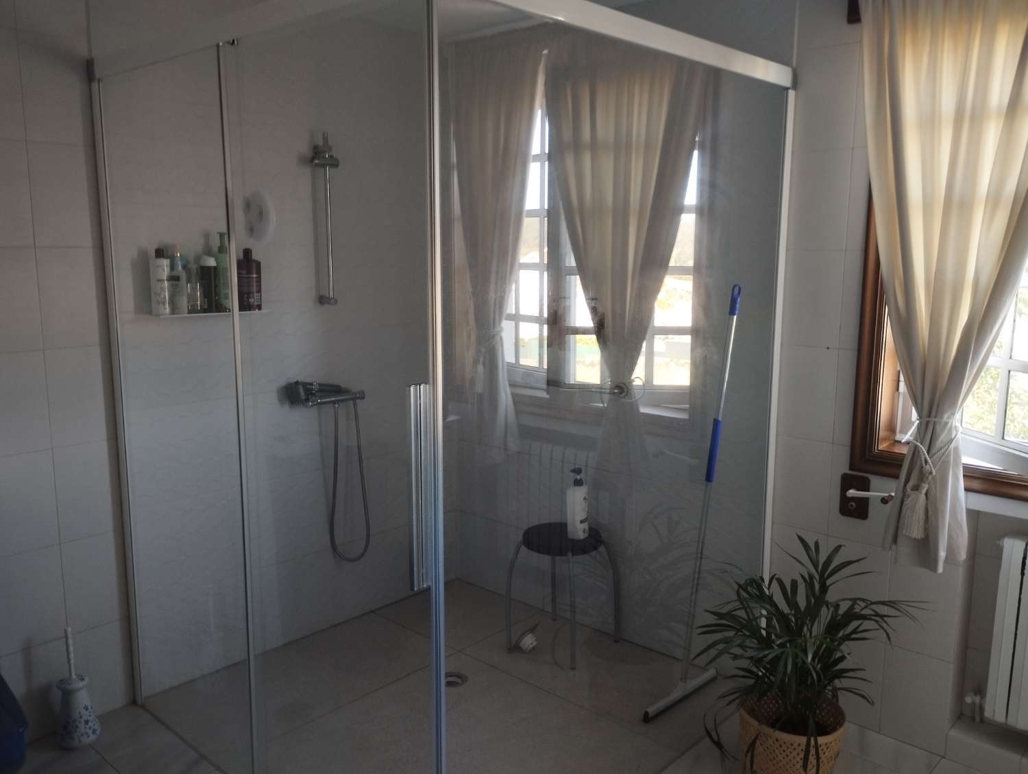 Gran casa en venta en Ares, A Coruña.