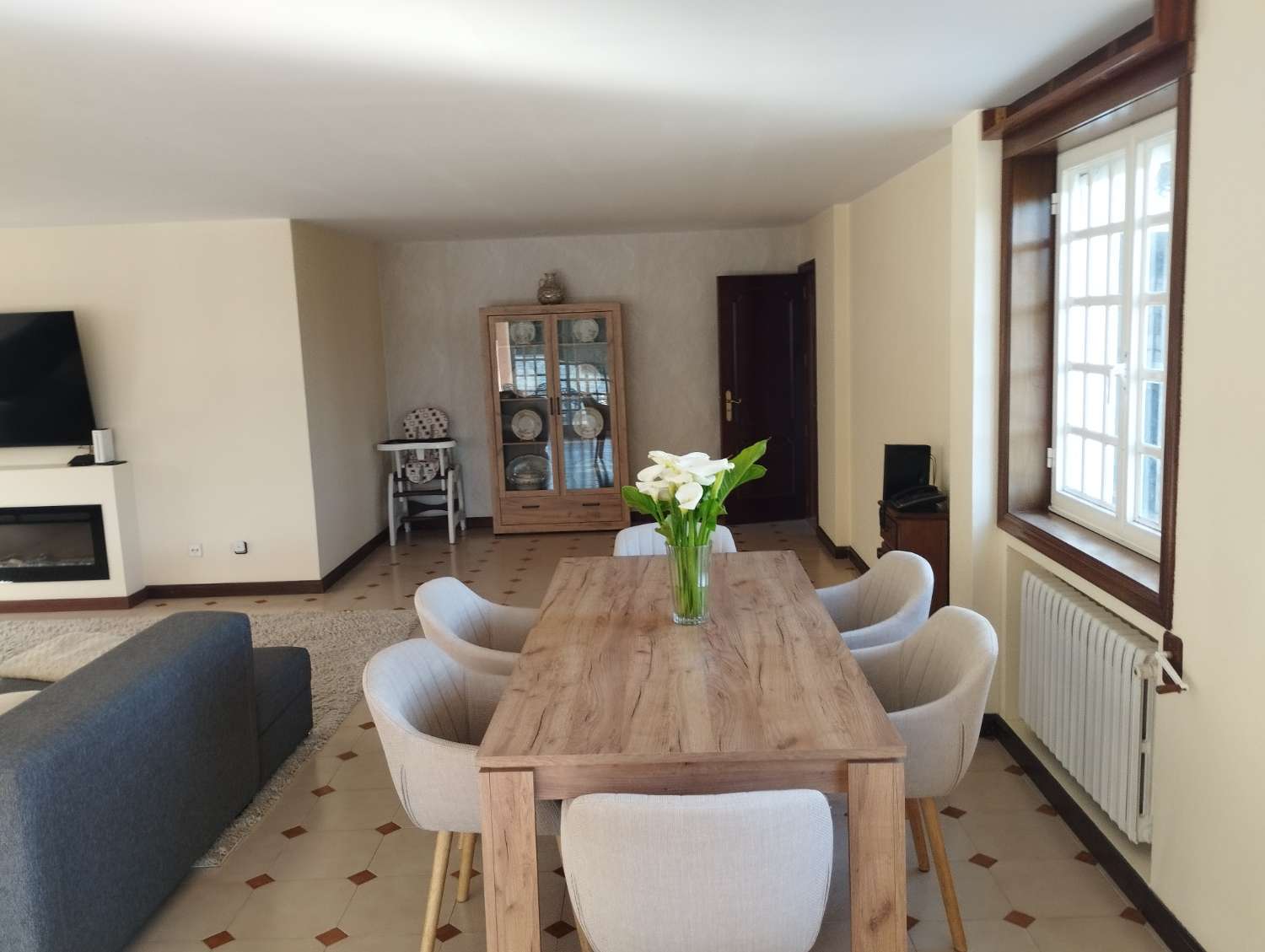 Gran casa en venta en Ares, A Coruña.