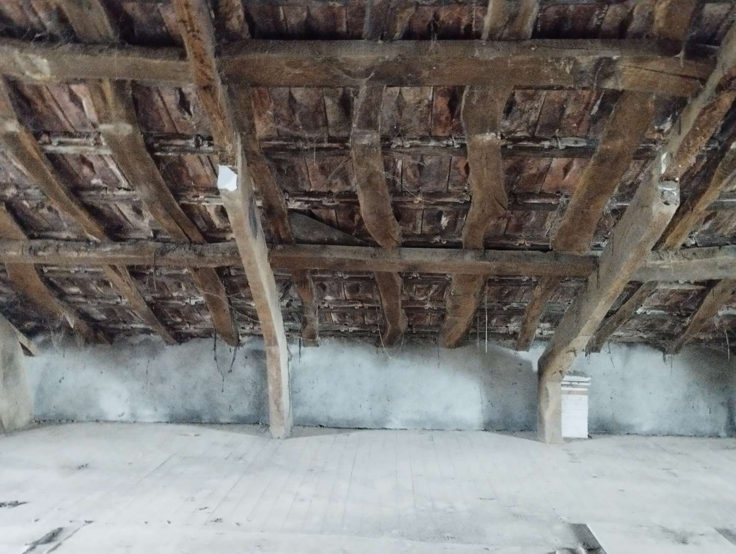 Casa en rehabilitación en venta.
