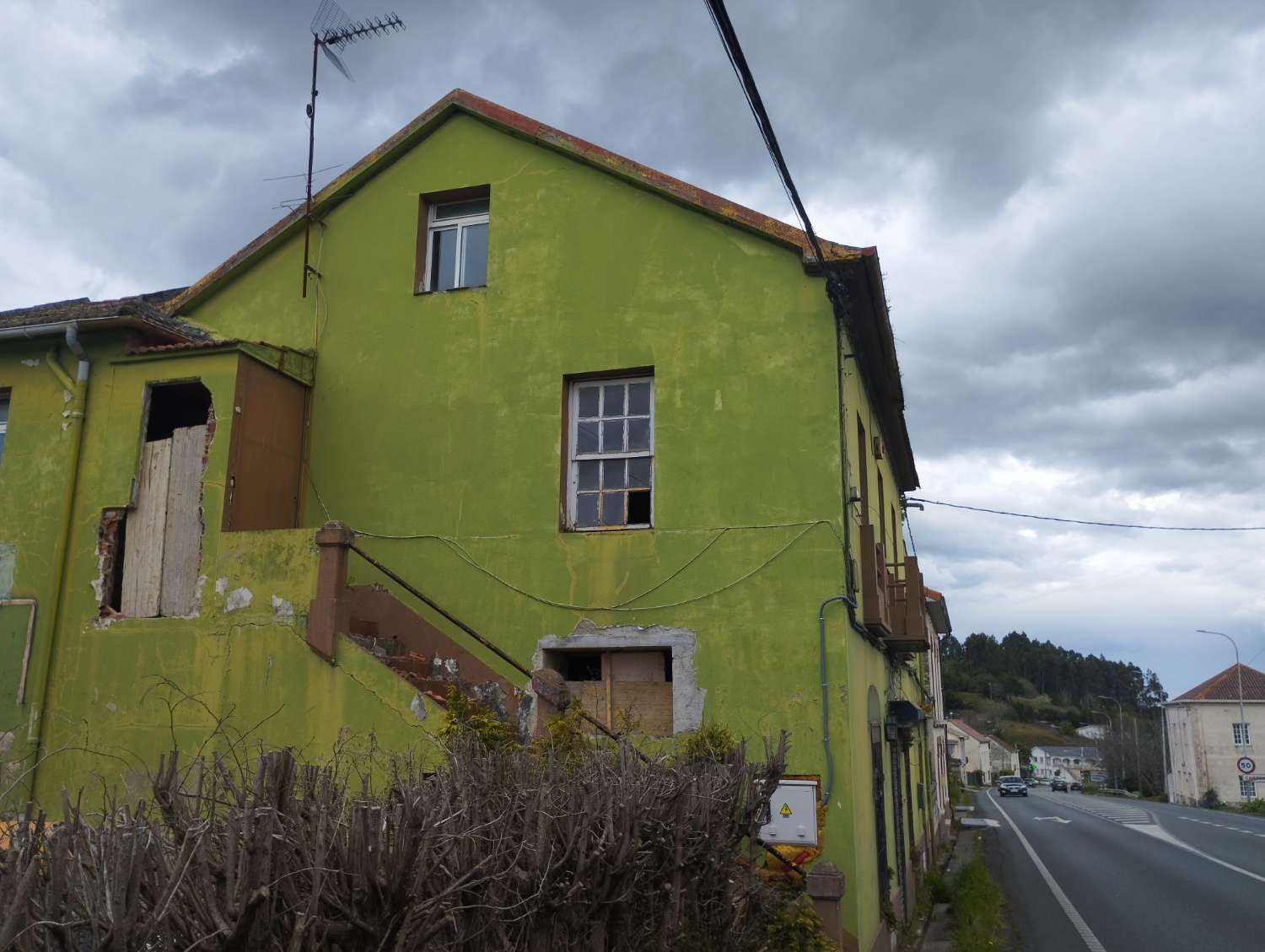 Casa en rehabilitación en venta.
