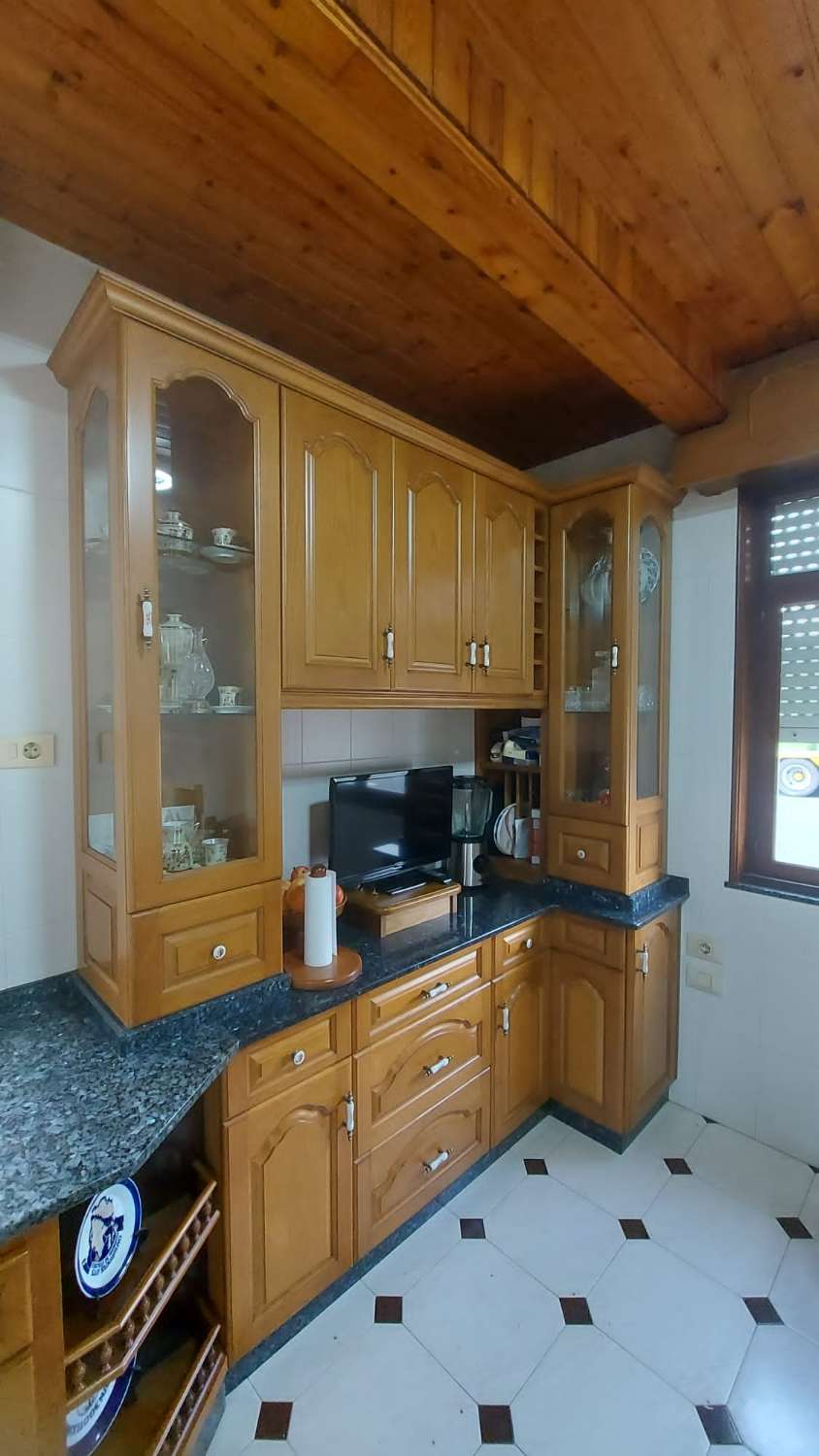 House for sale in San Sadurniño