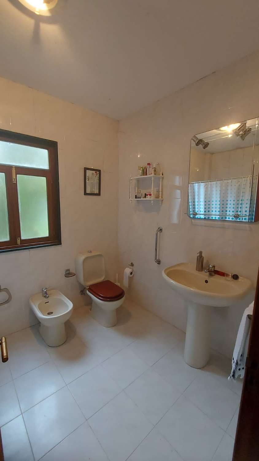 House for sale in San Sadurniño