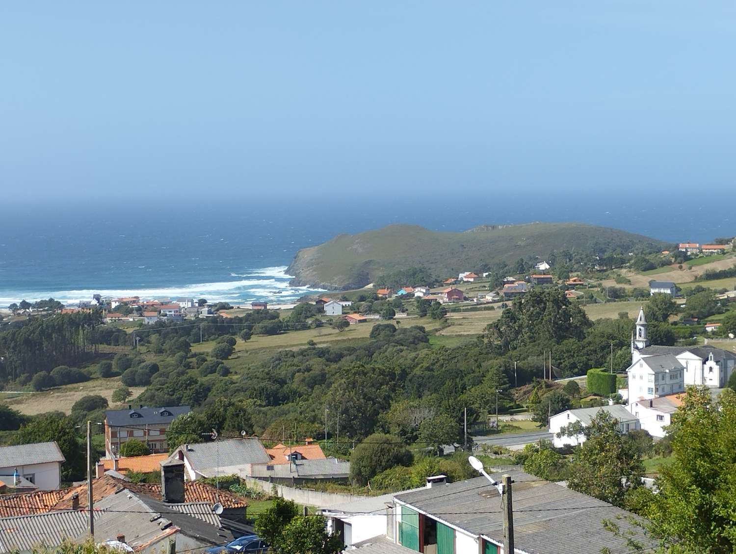 En venta finca con espectaculares vistas a la playa de Pantin