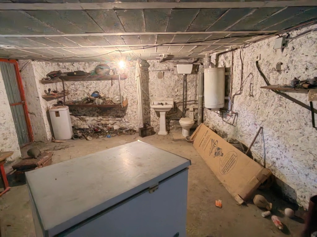 Hus till salu i Quiroga