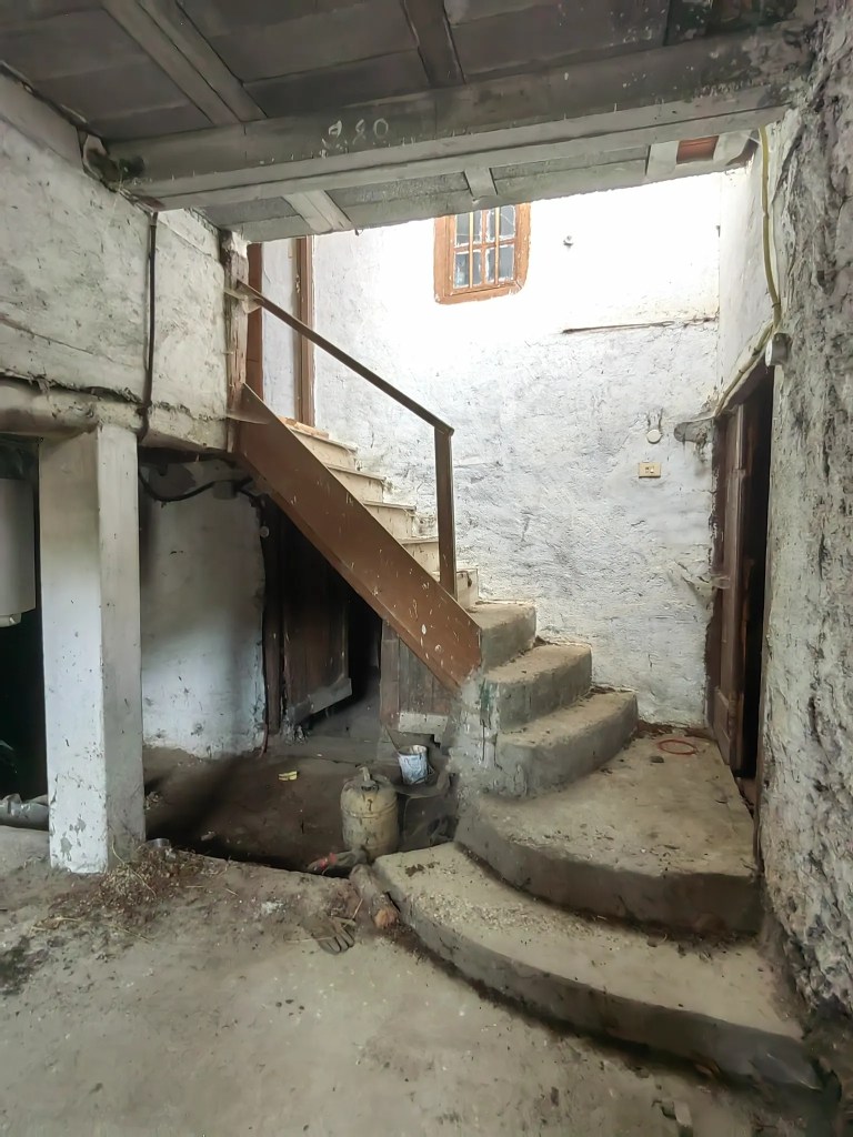 Hus till salu i Quiroga