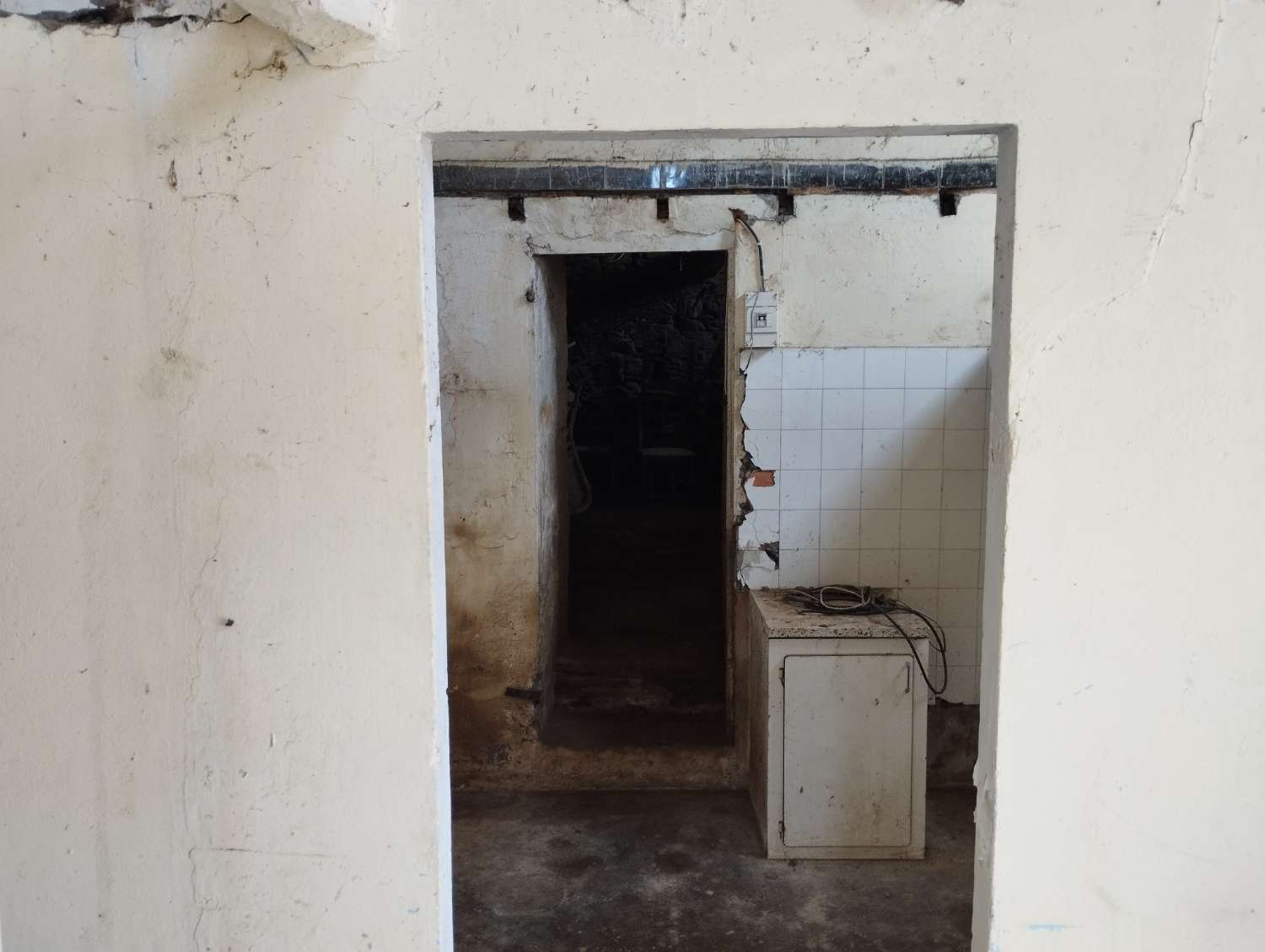 EN VENTA CASA PARA REHABILITAR EN NARON.