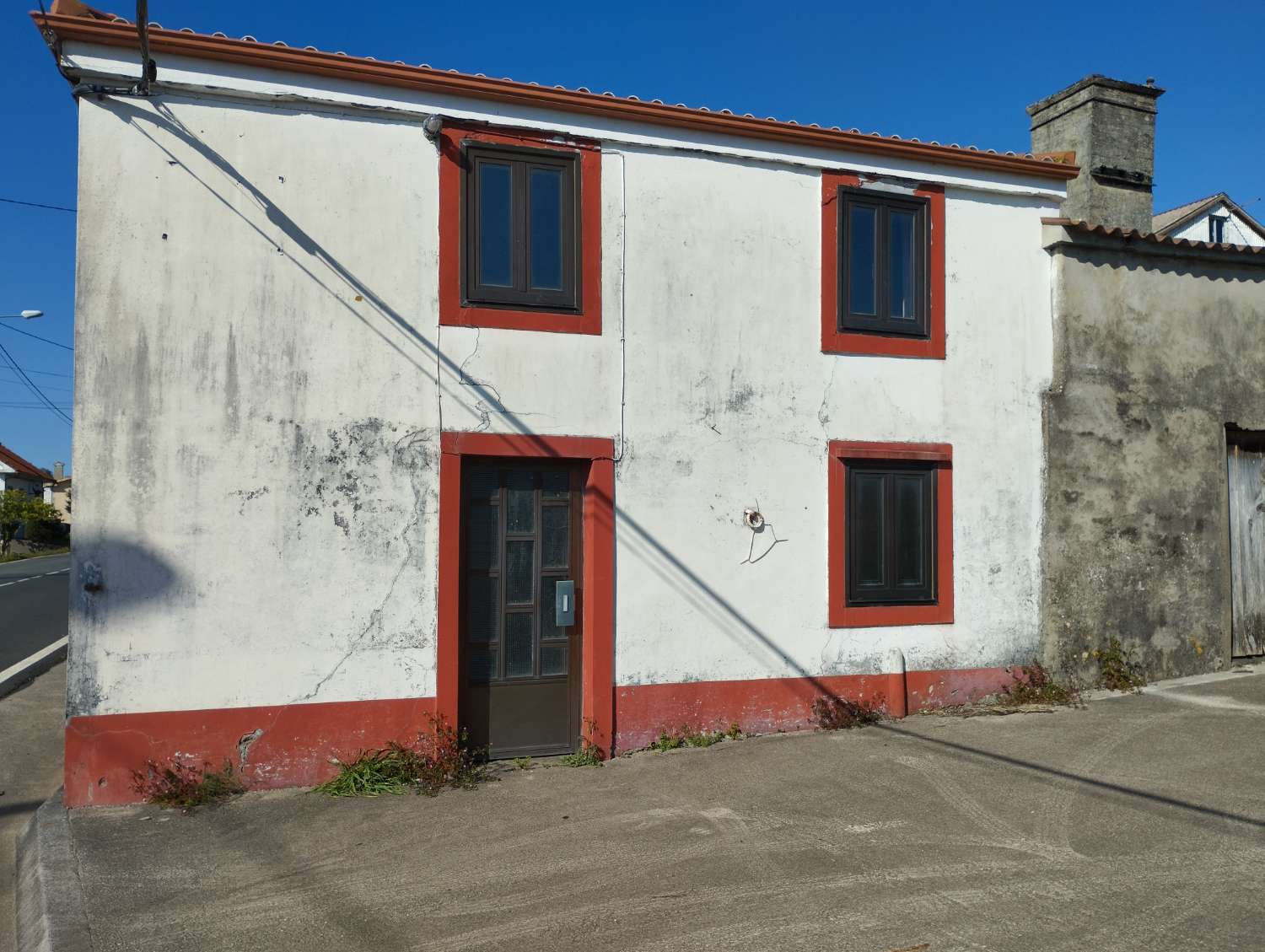 EN VENTA CASA PARA REHABILITAR EN NARON.